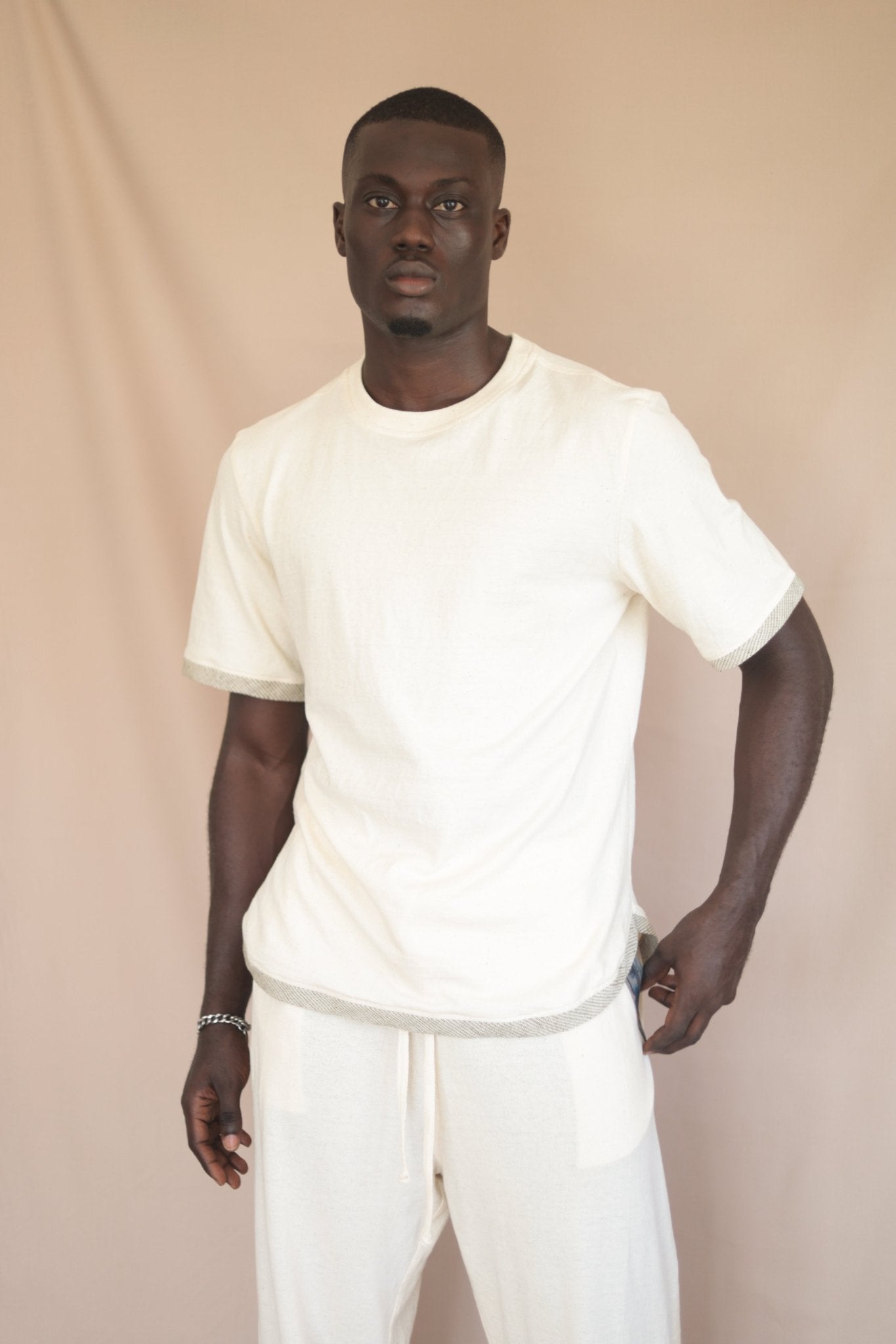 Teeshirt Ndakaaru Ecru - SOKOLATA CLOTHING