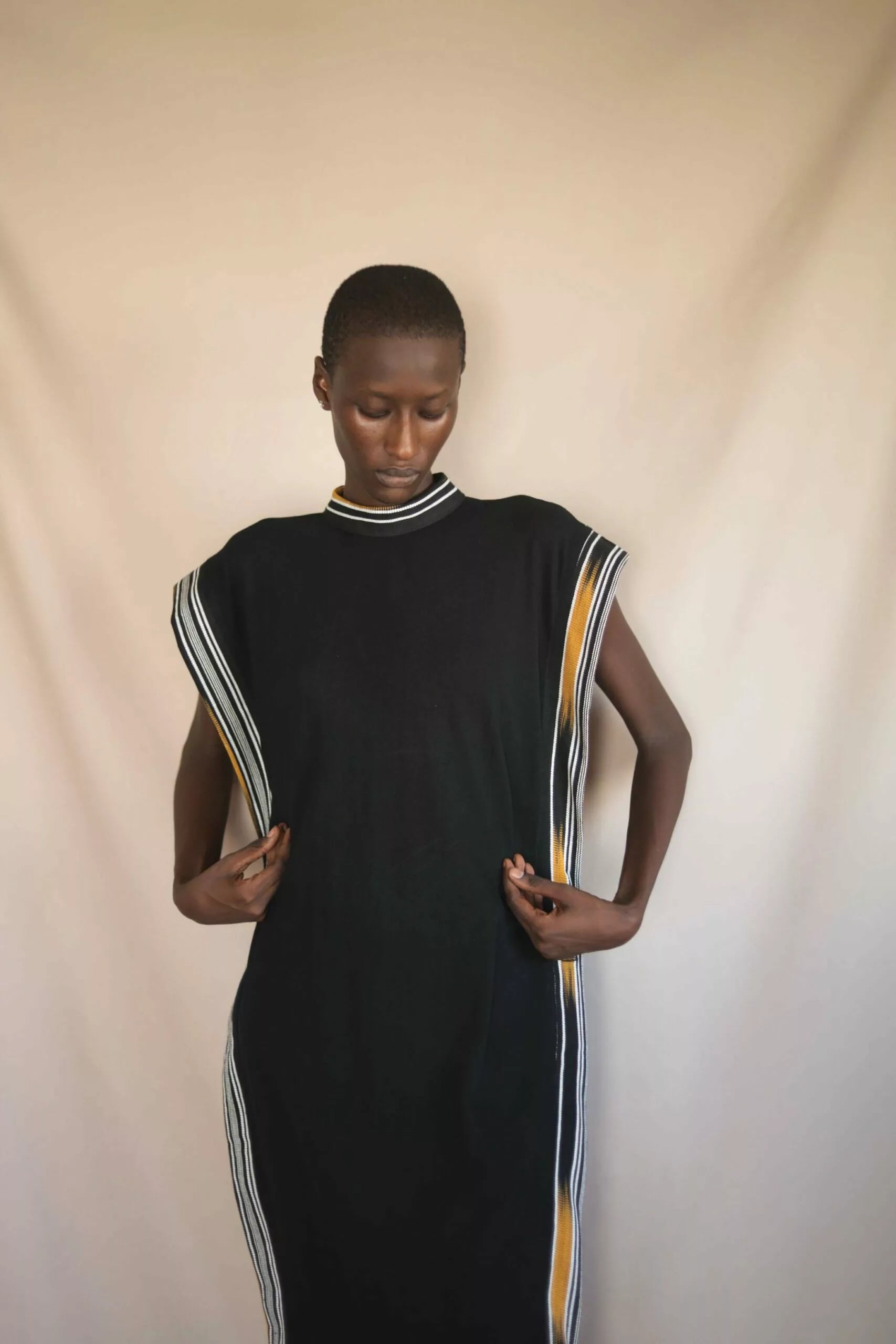 Robe Dagana Noir - SOKOLATA CLOTHING