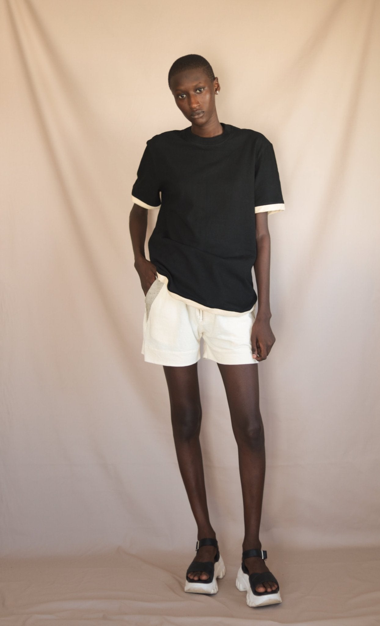 Teeshirt Ndakaaru Noir - SOKOLATA CLOTHING