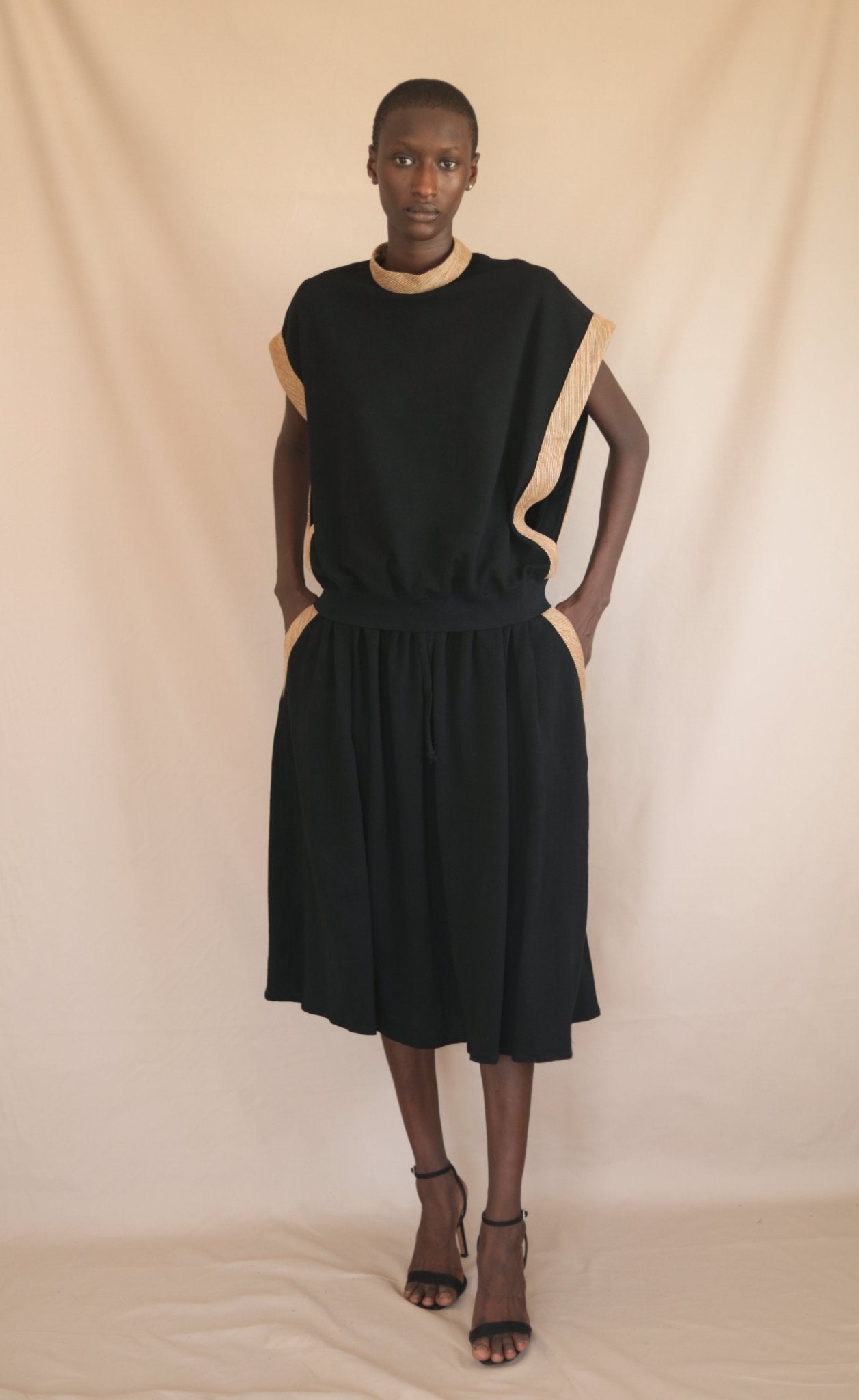 Top Kayar Noir - SOKOLATA CLOTHING