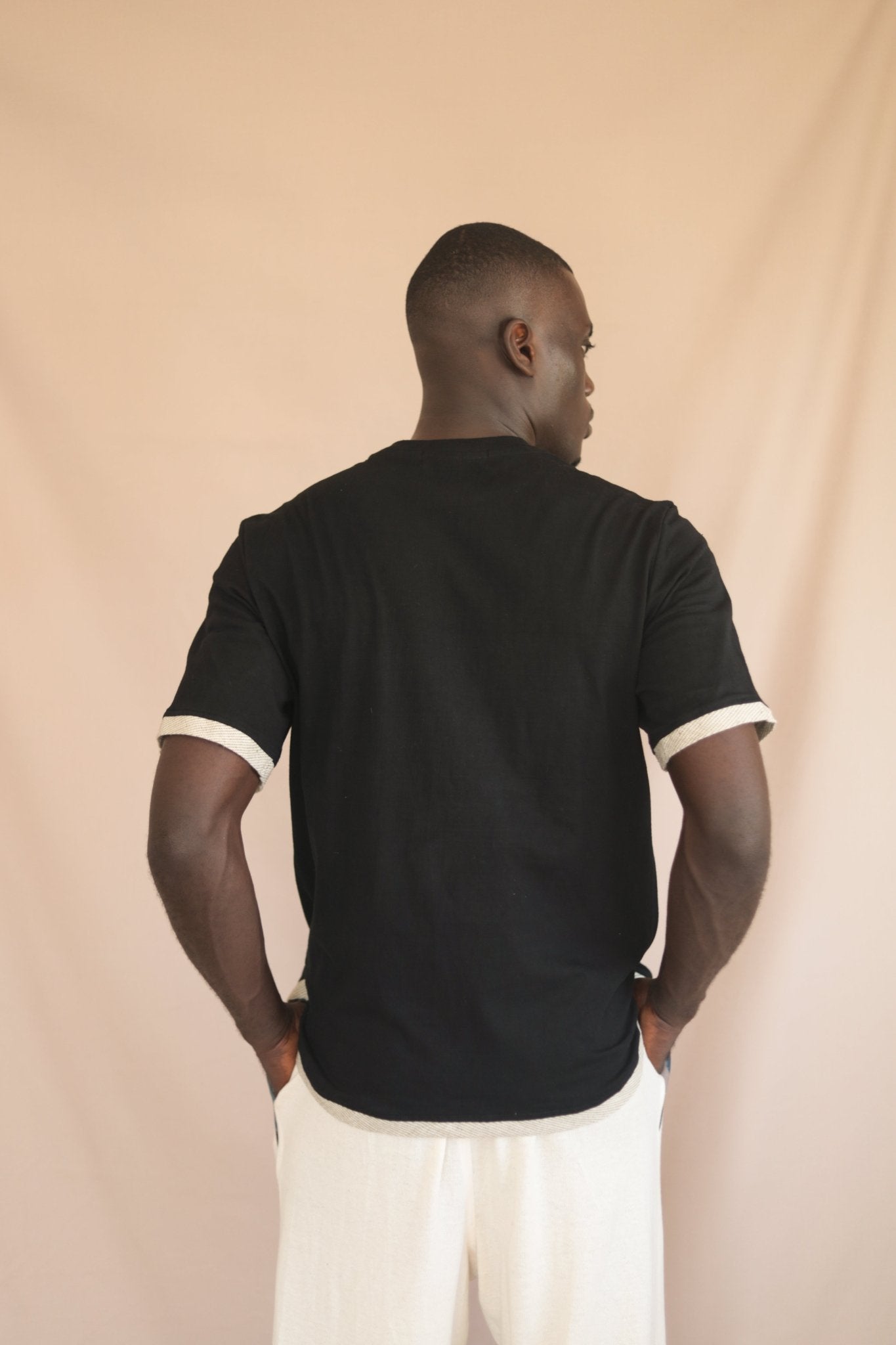 Teeshirt Ndakaaru Noir - SOKOLATA CLOTHING