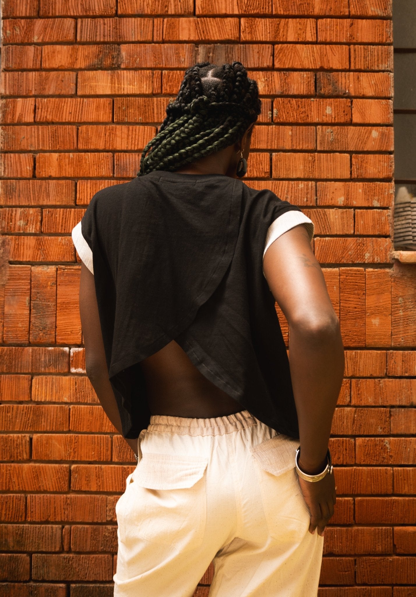 Teeshirt Kaffrine Noir - SOKOLATA CLOTHING