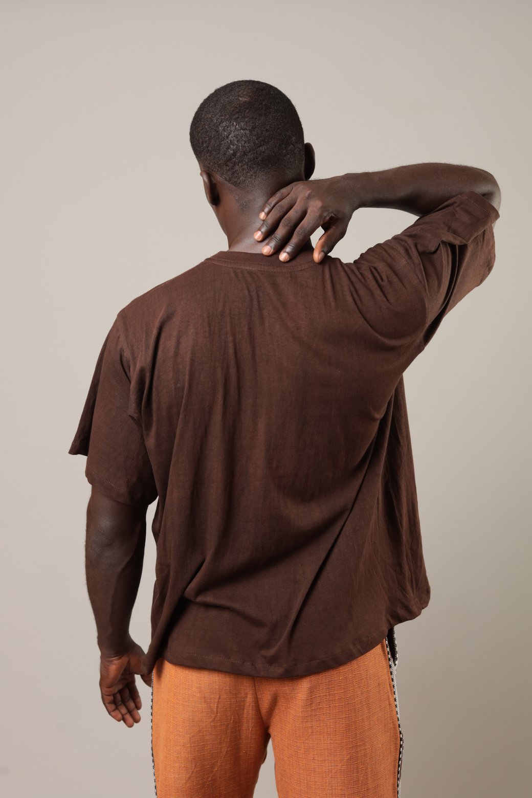 Tshirt brodé "Afromantic Soul" Marron - SOKOLATA CLOTHING